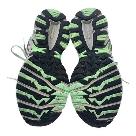 Saucony Women’s Grid Cohesion TR6 Running Shoes - Picture 11 of 12